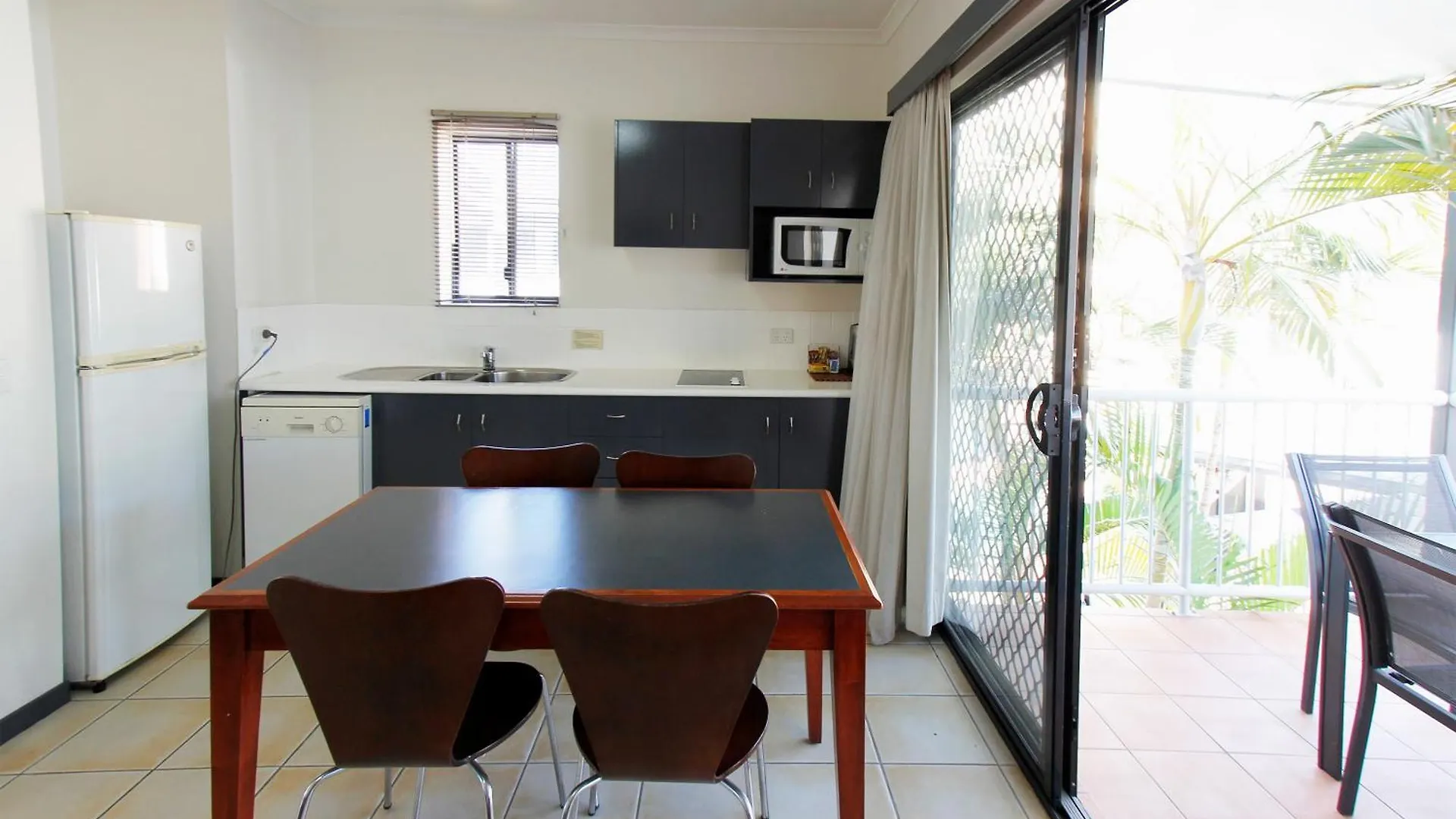 Coffee House Apartment Motel Rockhampton 4*,  Αυστραλία